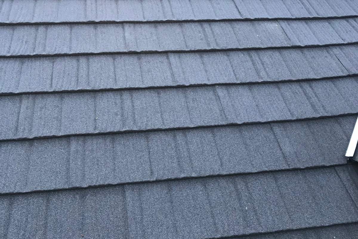 A WeatherLok Shake roof up close, stone-coated steel with hand-split woodgrain